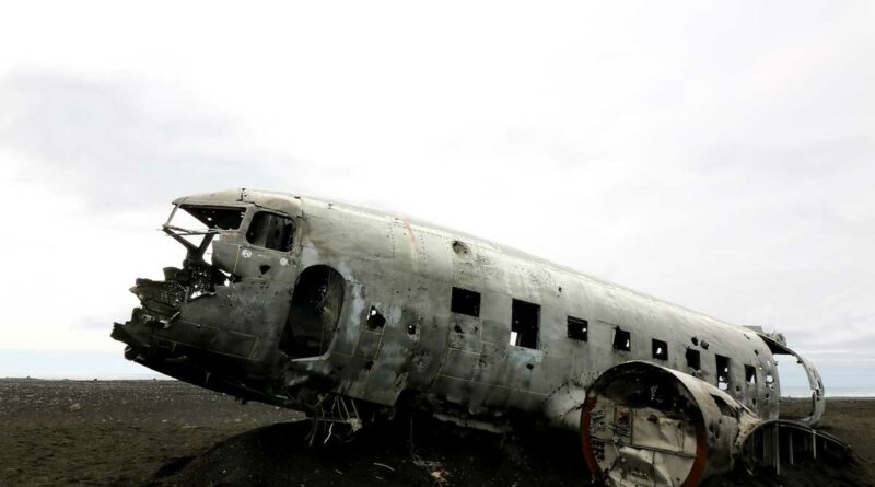 Massive Hurricane hits the ground of Florida causing high casualties Plane Crash Image